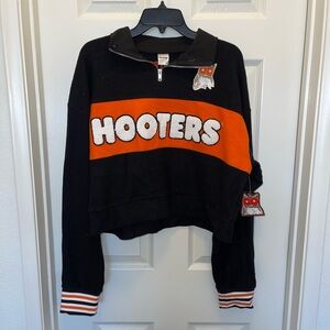 Hooter cropped sweater